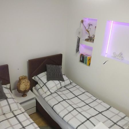 Zosia Apartment Liwa ภายนอก รูปภาพ